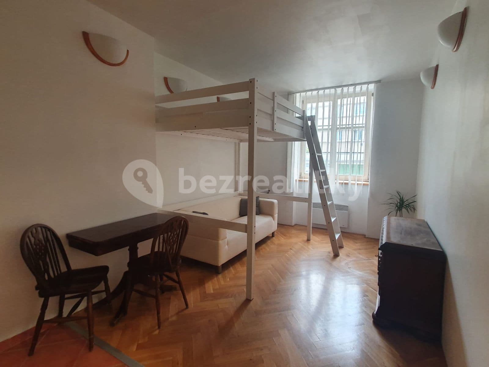 Pronájem bytu 1+kk 26 m², Na Veselí, Praha, Praha Pronájem bytu 1+kk 26 m², Na Veselí, Praha, Praha