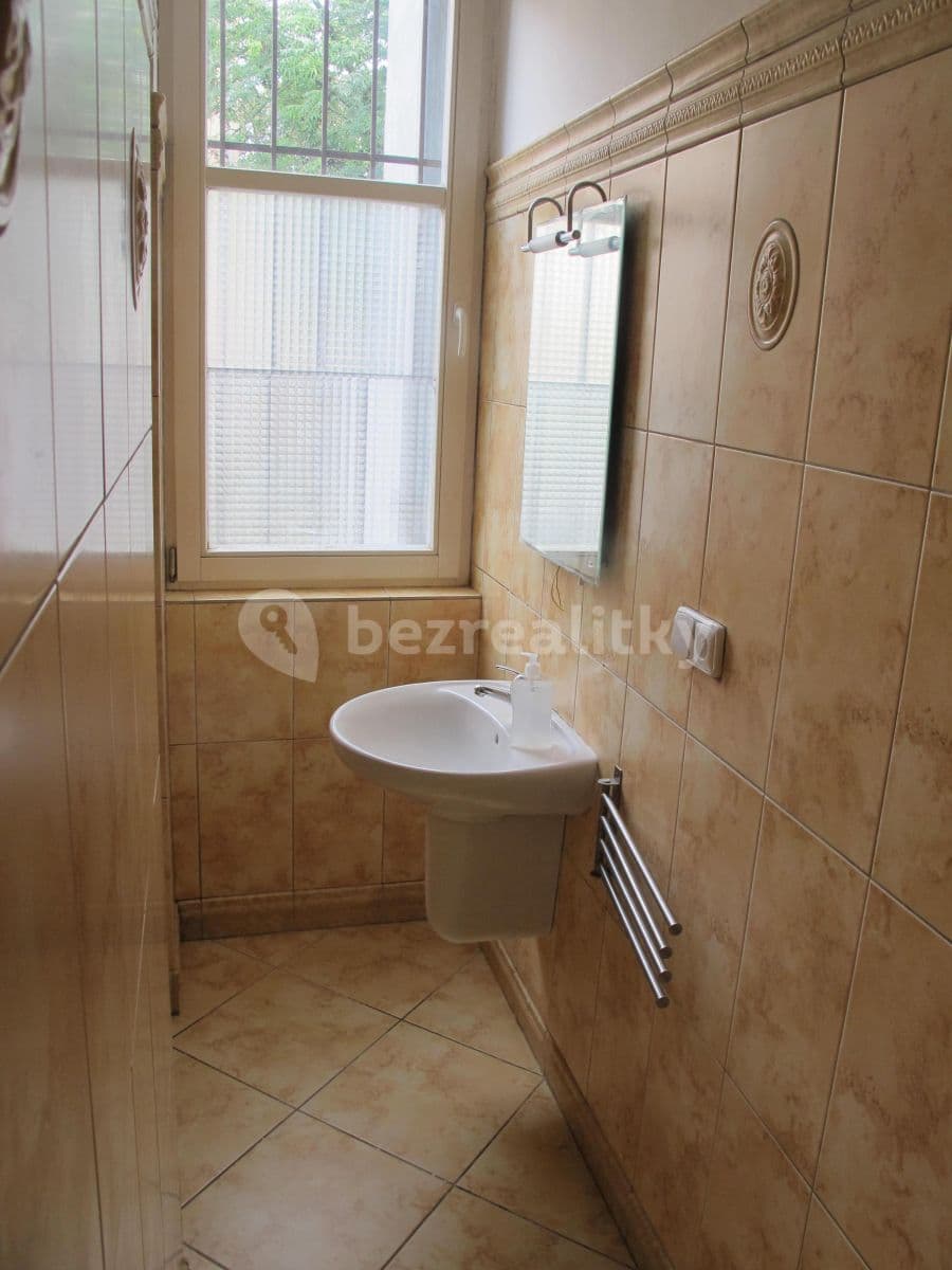 Pronájem bytu 1+kk 26 m², Na Veselí, Praha, Praha Pronájem bytu 1+kk 26 m², Na Veselí, Praha, Praha