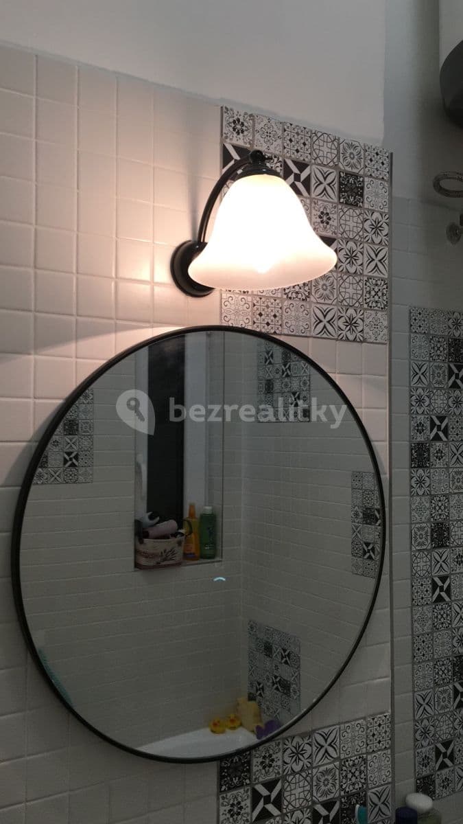 Pronájem bytu 1+kk 36 m², Kotlaska, Praha, Praha Pronájem bytu 1+kk 36 m², Kotlaska, Praha, Praha