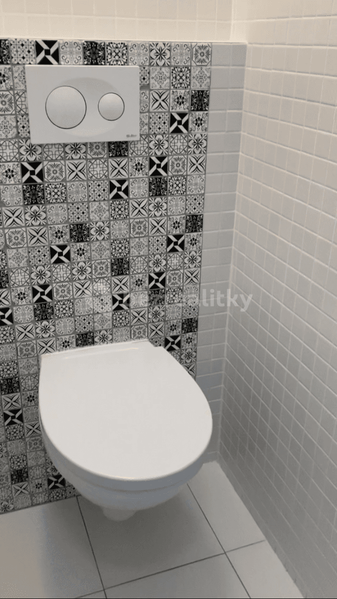 Pronájem bytu 1+kk 36 m², Kotlaska, Praha, Praha Pronájem bytu 1+kk 36 m², Kotlaska, Praha, Praha