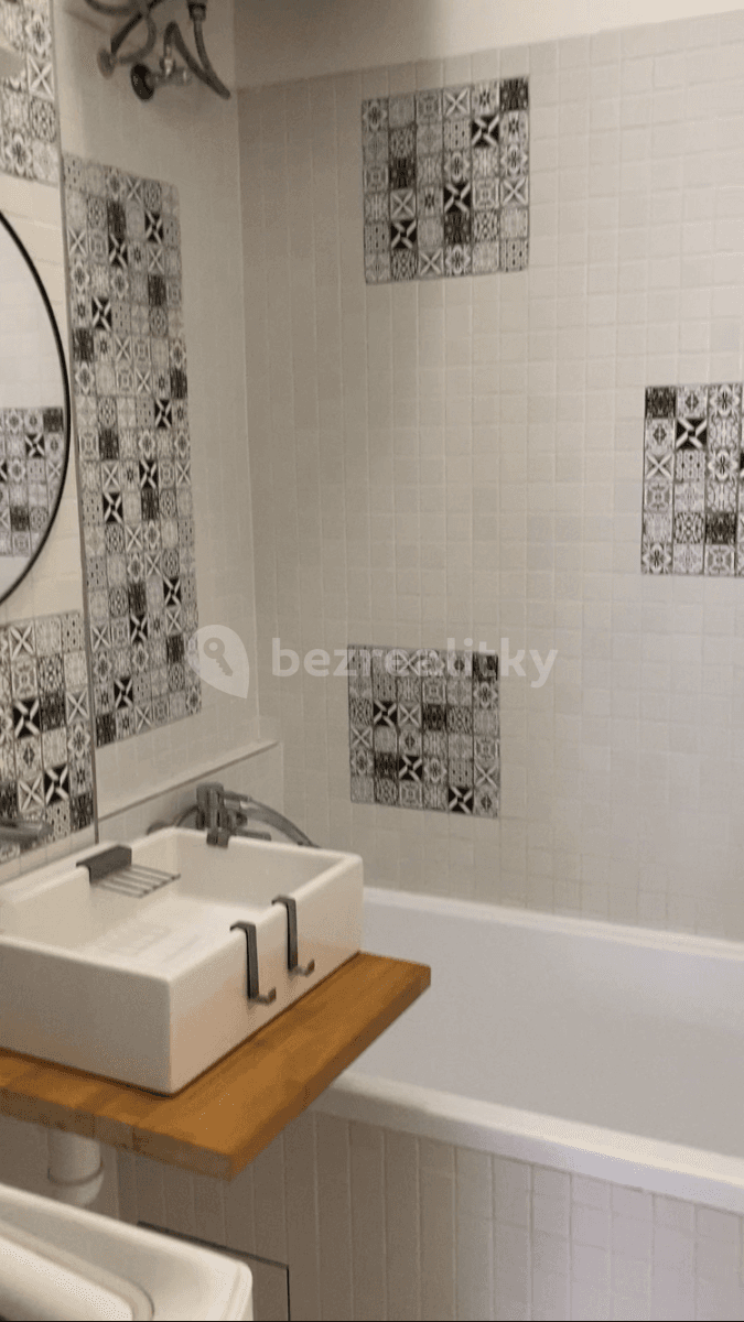 Pronájem bytu 1+kk 36 m², Kotlaska, Praha, Praha Pronájem bytu 1+kk 36 m², Kotlaska, Praha, Praha