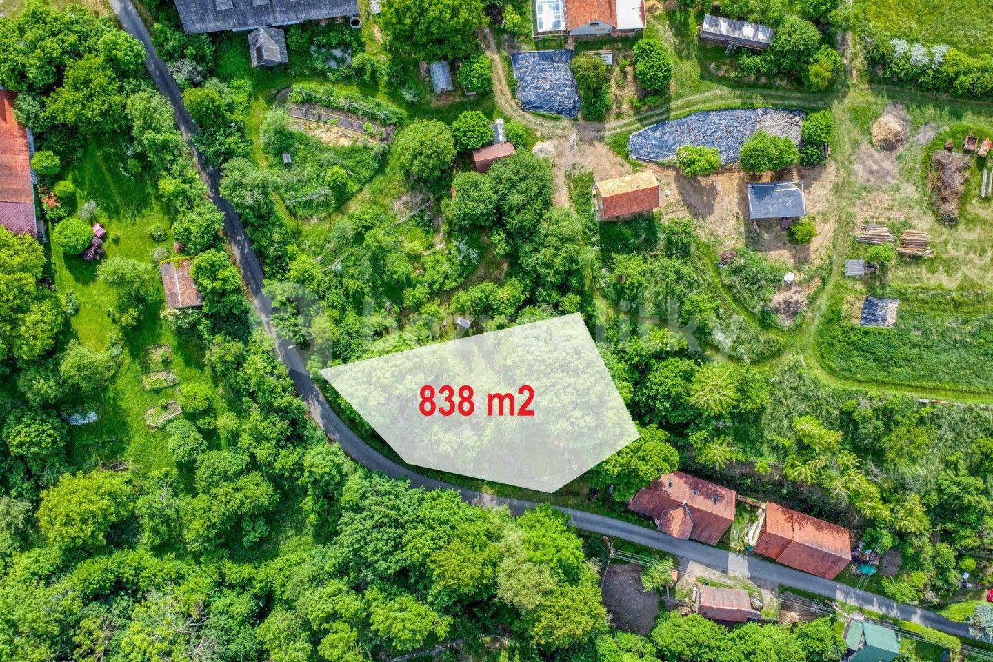 Prodej pozemku 838 m², Skryje, Středočeský kraj