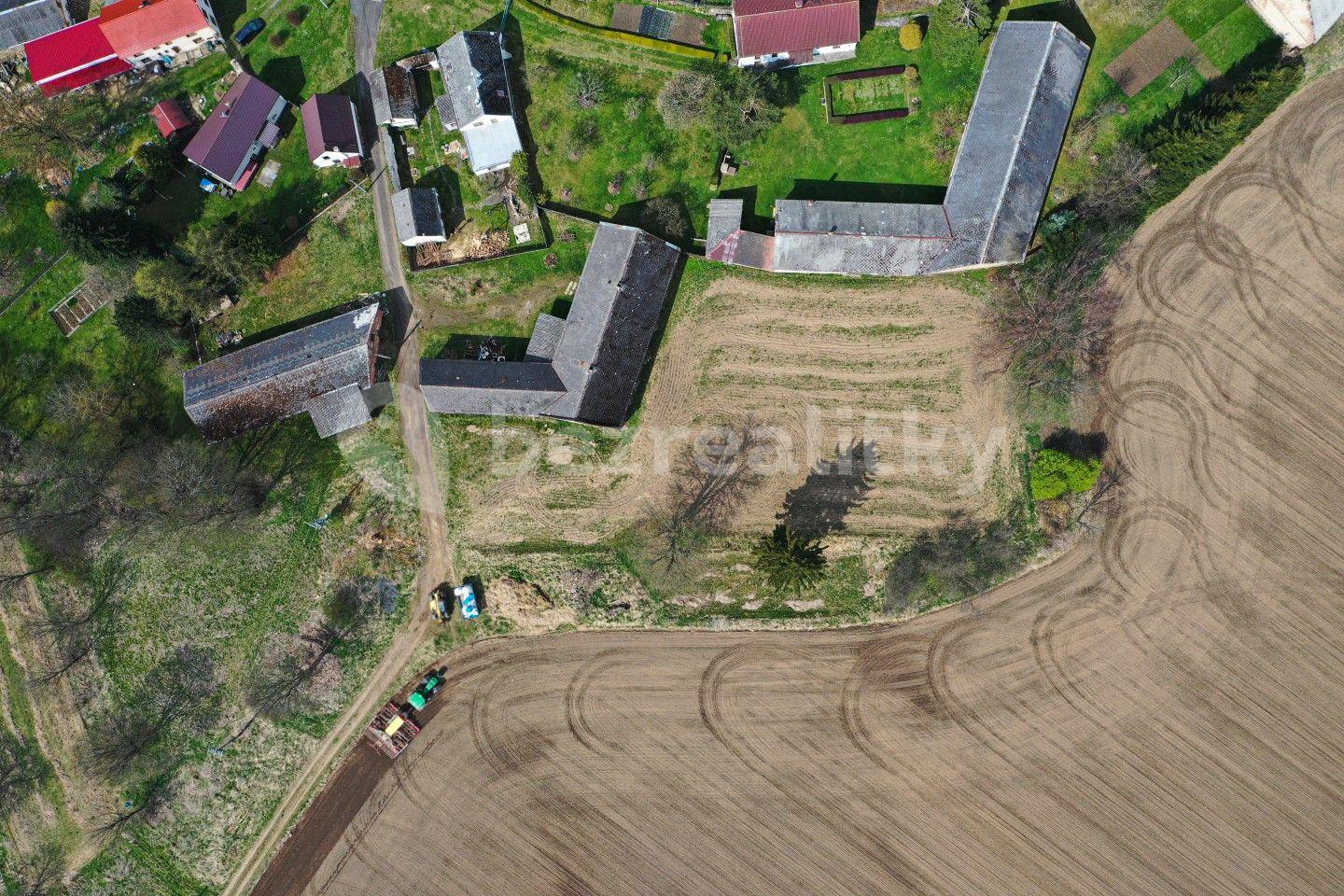 Prodej domu 369 m², pozemek 3.252 m², Bezvěrov, Plzeňský kraj