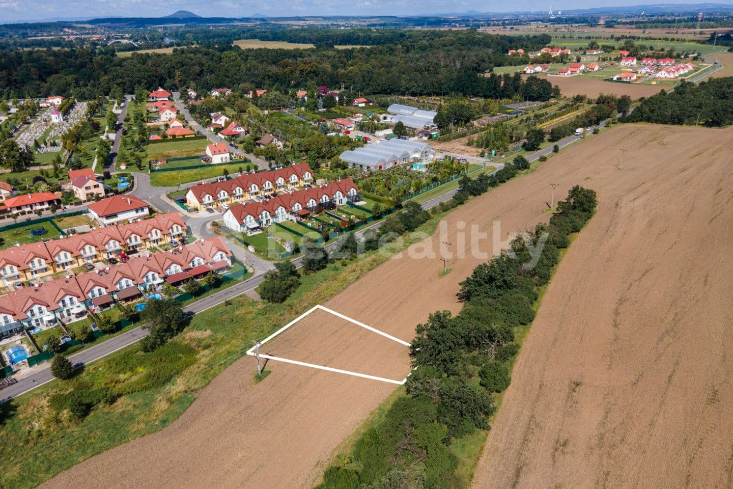 Prodej pozemku 850 m², Veltrusy, Středočeský kraj