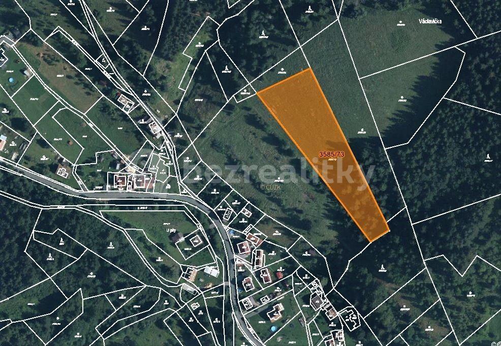Prodej pozemku 13.742 m², Halenkov, Zlínský kraj