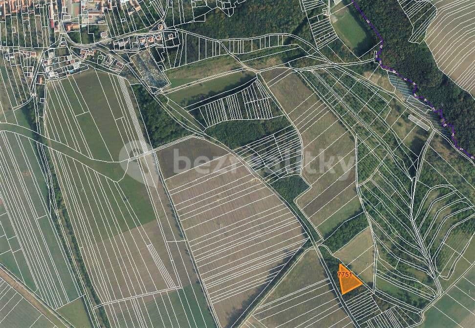 Prodej pozemku 2.314 m², Lipov, Jihomoravský kraj