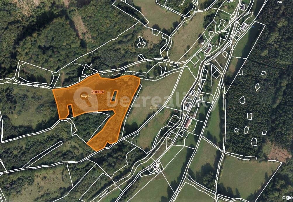 Prodej pozemku 23.052 m², Vápenná, Olomoucký kraj