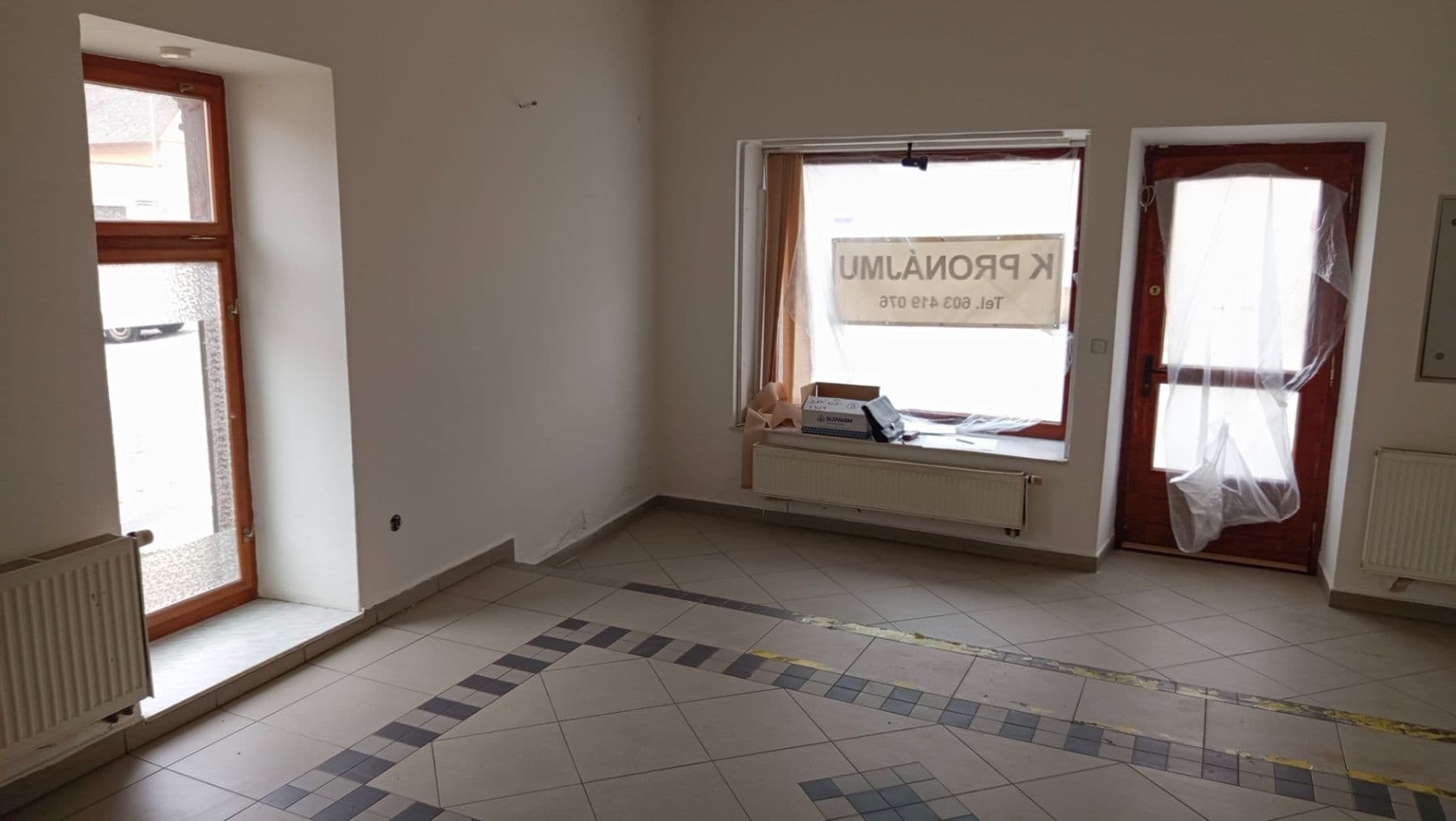 Pronájem nebytového prostoru 35 m², Svatoanenská, Telč, Kraj Vysočina Pronájem nebytového prostoru 35 m², Svatoanenská, Telč, Kraj Vysočina