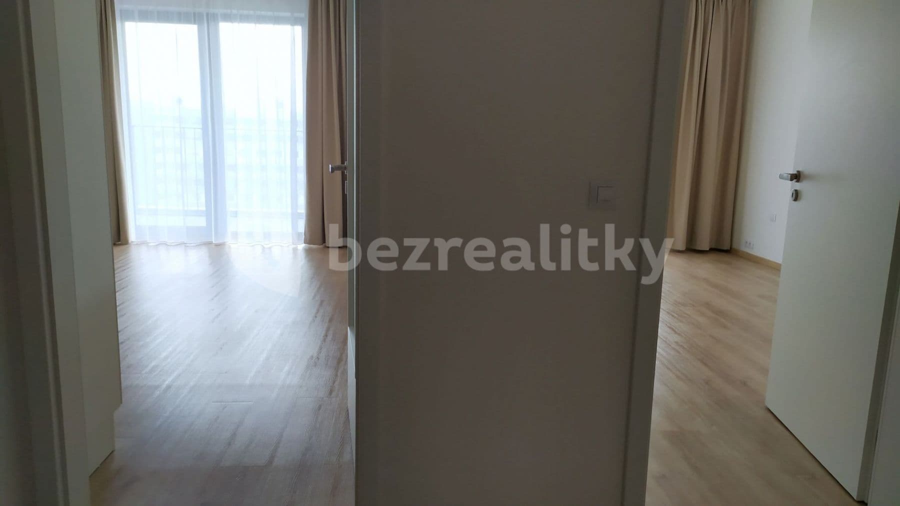 Pronájem bytu 2+kk 51 m², Mukařovského, Praha, Praha Pronájem bytu 2+kk 51 m², Mukařovského, Praha, Praha