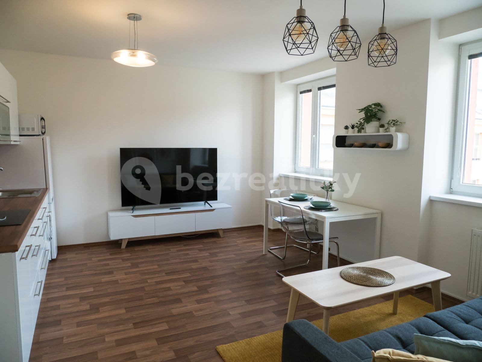 Pronájem bytu 2+kk 43 m², Tkalcovská, Brno, Jihomoravský kraj Pronájem bytu 2+kk 43 m², Tkalcovská, Brno, Jihomoravský kraj