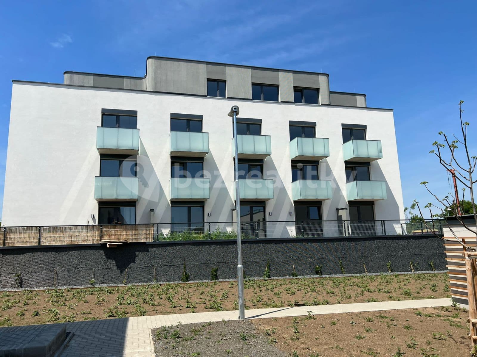 Pronájem bytu 2+kk 47 m², U Spojů, Praha, Praha Pronájem bytu 2+kk 47 m², U Spojů, Praha, Praha