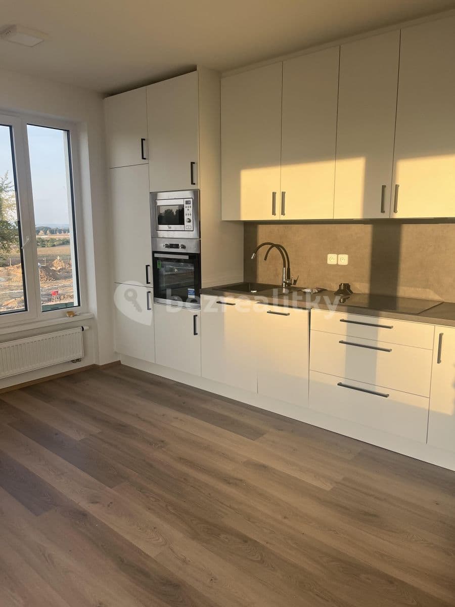 Pronájem bytu 2+kk 47 m², U Spojů, Praha, Praha Pronájem bytu 2+kk 47 m², U Spojů, Praha, Praha