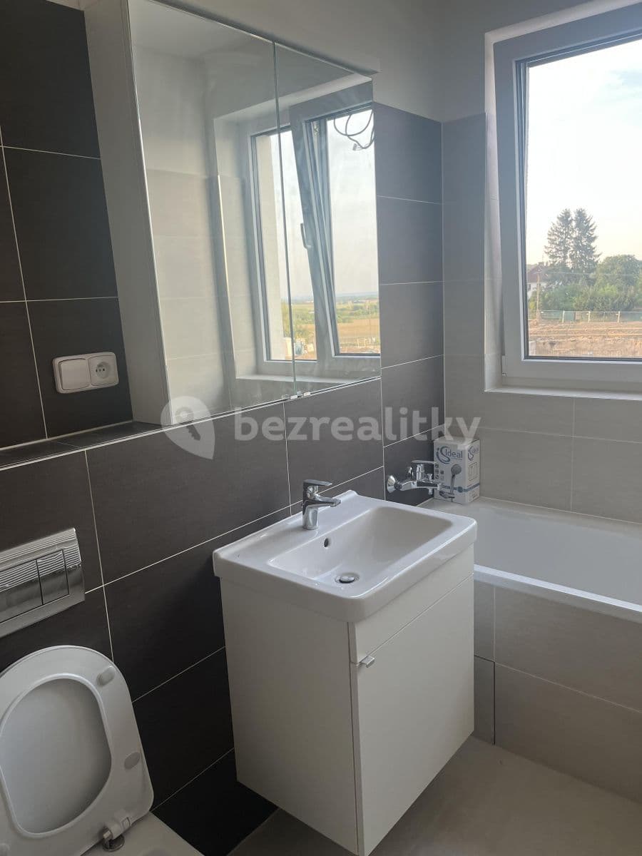 Pronájem bytu 2+kk 47 m², U Spojů, Praha, Praha Pronájem bytu 2+kk 47 m², U Spojů, Praha, Praha