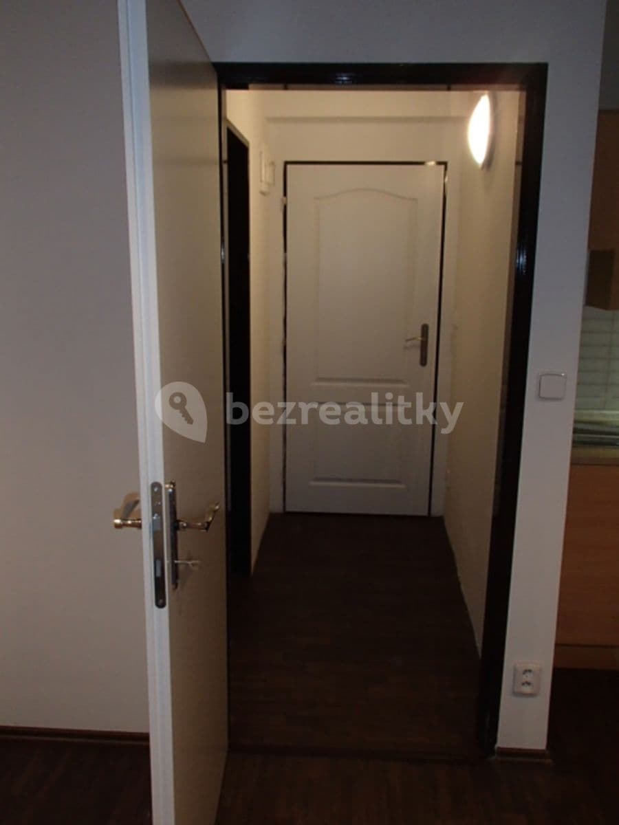 Pronájem bytu Garsoniéra 30 m², Měšice, Středočeský kraj Pronájem bytu Garsoniéra 30 m², Měšice, Středočeský kraj