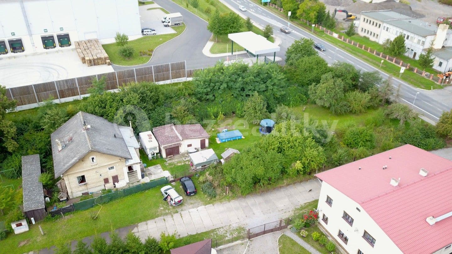 Prodej pozemku 1.738 m², 5. května, Rudná, Středočeský kraj
