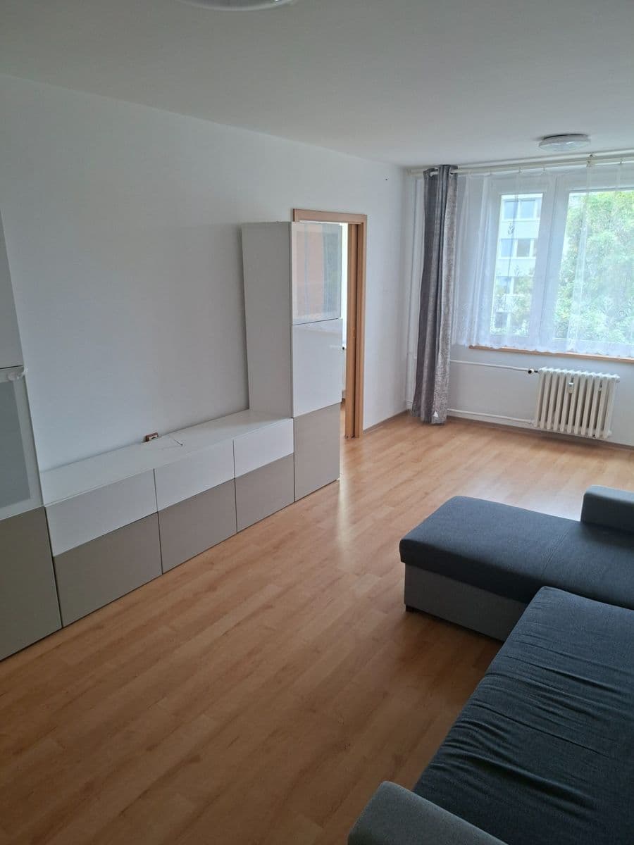 Pronájem bytu 3+1 71 m², Na Vyhaslém, Kladno, Středočeský kraj Pronájem bytu 3+1 71 m², Na Vyhaslém, Kladno, Středočeský kraj