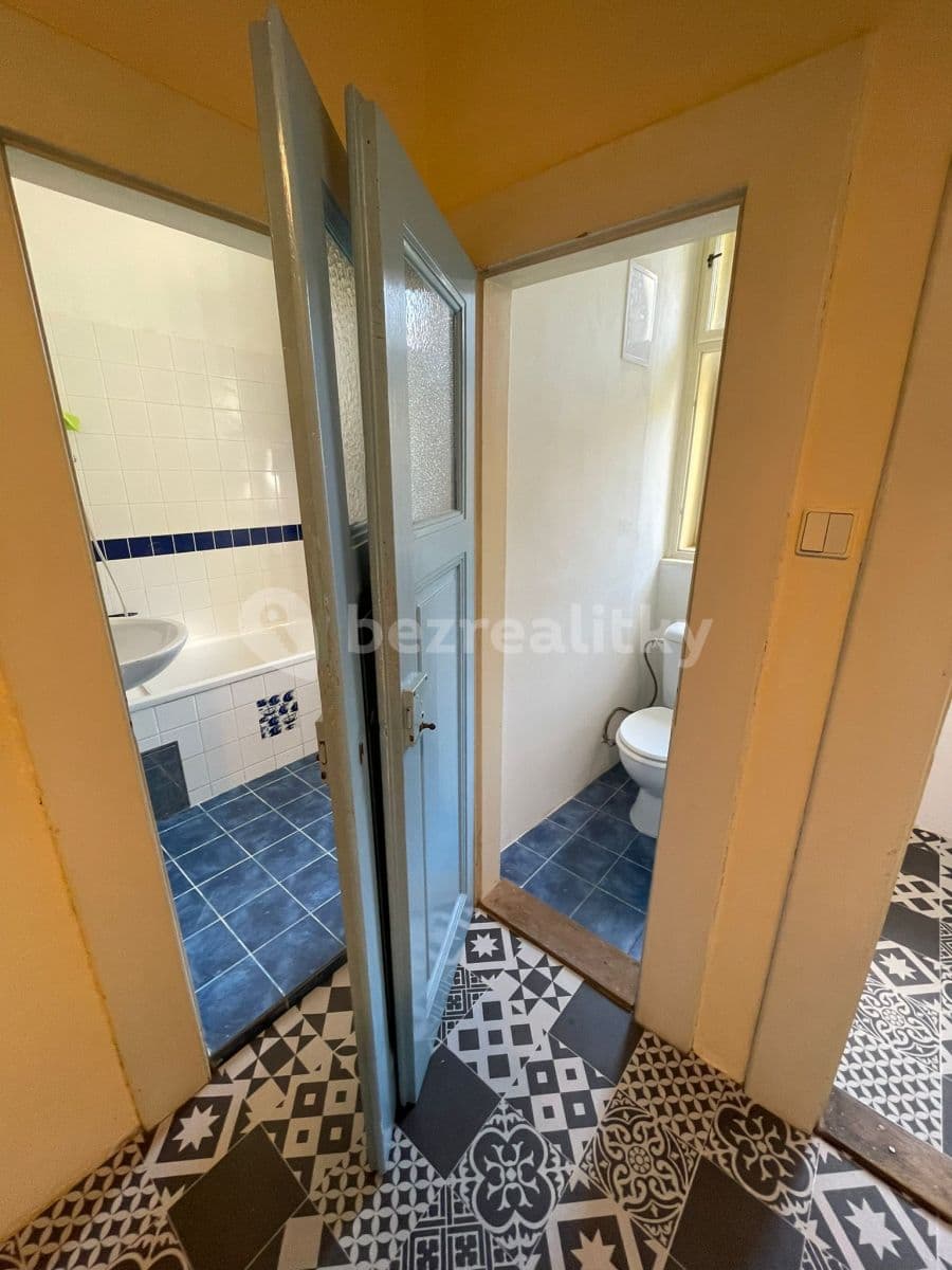 Pronájem bytu 2+1 58 m², Pod Sokolovnou, Praha, Praha Pronájem bytu 2+1 58 m², Pod Sokolovnou, Praha, Praha