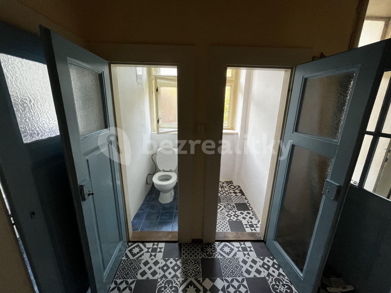 Pronájem bytu 2+1 58 m², Pod Sokolovnou, Praha, Praha Pronájem bytu 2+1 58 m², Pod Sokolovnou, Praha, Praha