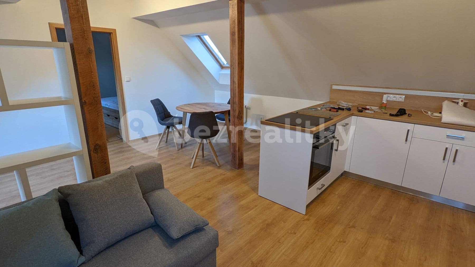 Pronájem bytu 2+kk 77 m², Staroměstské náměstí, Mladá Boleslav, Středočeský kraj Pronájem bytu 2+kk 77 m², Staroměstské náměstí, Mladá Boleslav, Středočeský kraj