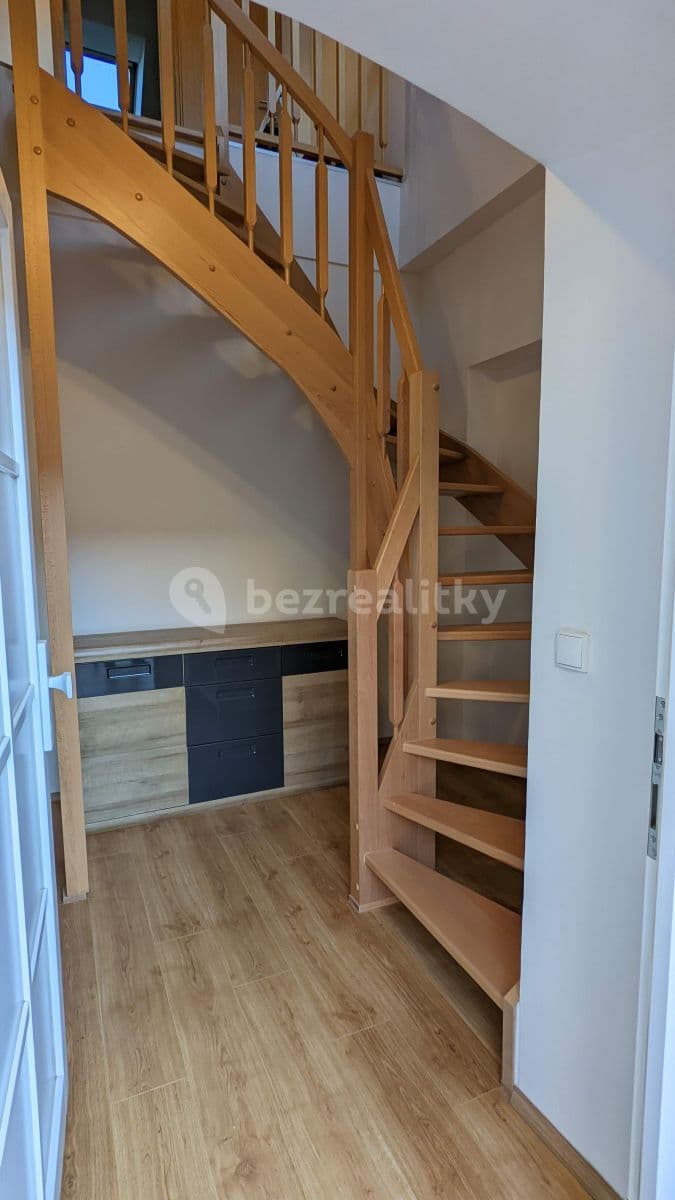 Pronájem bytu 2+kk 77 m², Staroměstské náměstí, Mladá Boleslav, Středočeský kraj Pronájem bytu 2+kk 77 m², Staroměstské náměstí, Mladá Boleslav, Středočeský kraj