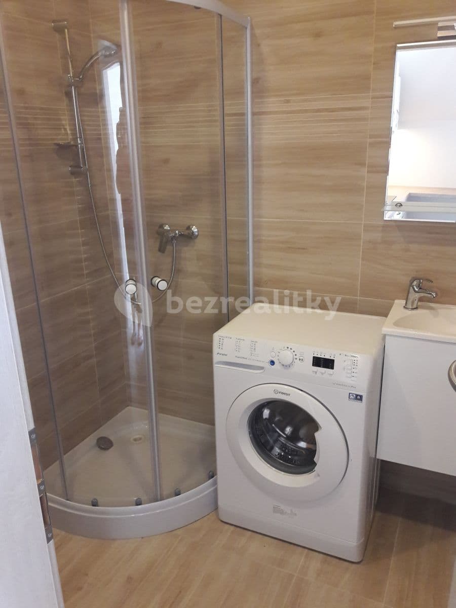 Pronájem bytu 1+1 27 m², 4. května, Želechovice nad Dřevnicí, Zlínský kraj Pronájem bytu 1+1 27 m², 4. května, Želechovice nad Dřevnicí, Zlínský kraj