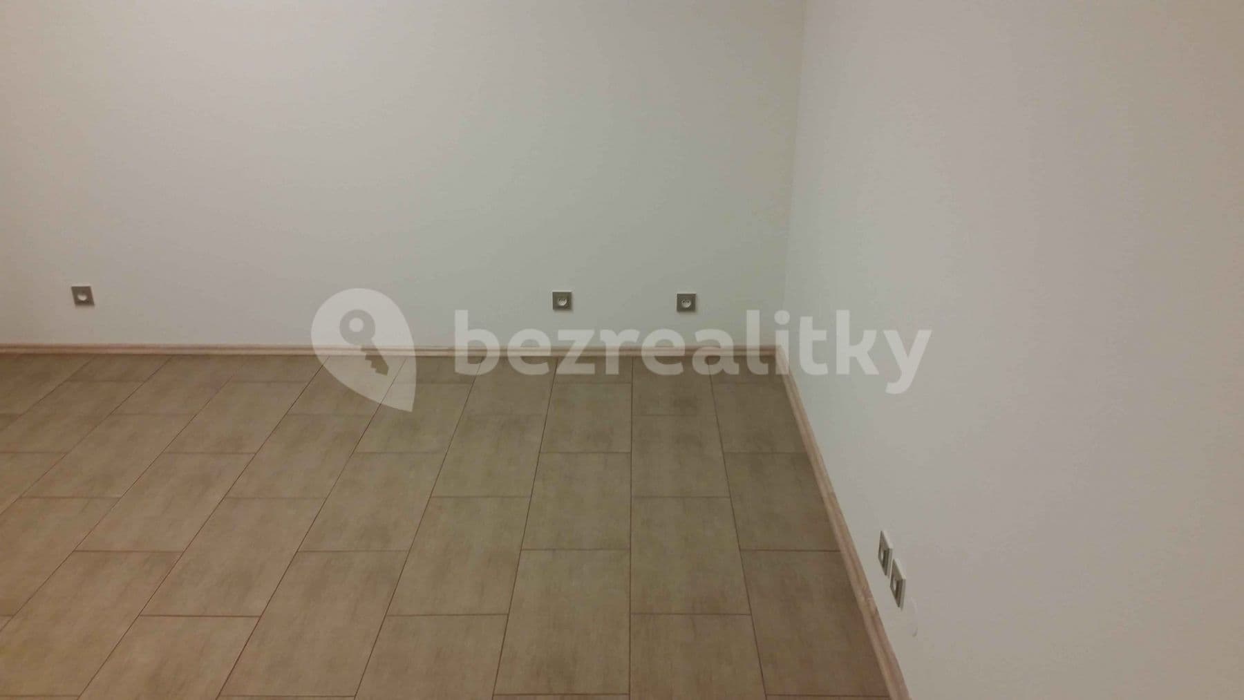 Pronájem bytu Garsoniéra 20 m², Buzulucká, Praha, Praha Pronájem bytu Garsoniéra 20 m², Buzulucká, Praha, Praha