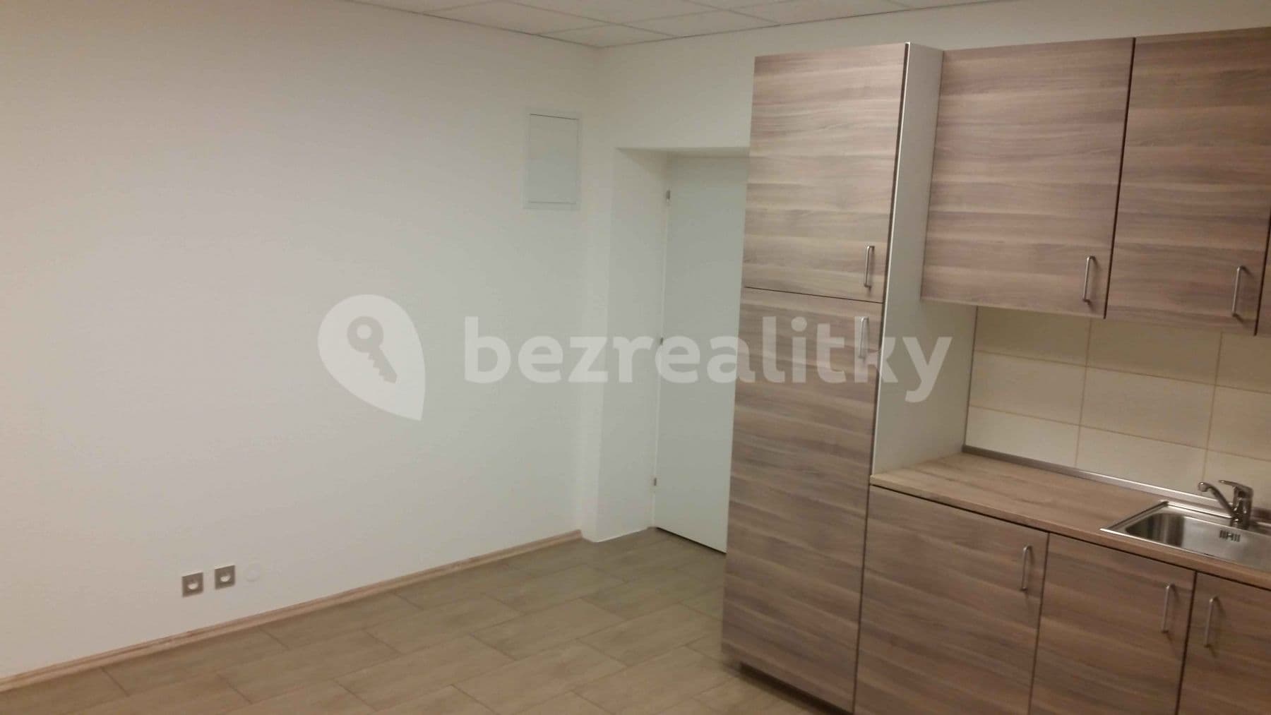 Pronájem bytu Garsoniéra 20 m², Buzulucká, Praha, Praha Pronájem bytu Garsoniéra 20 m², Buzulucká, Praha, Praha