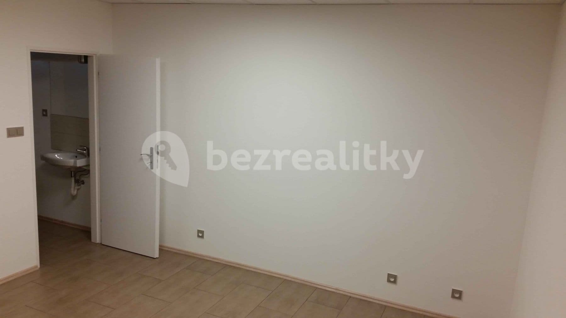 Pronájem bytu Garsoniéra 20 m², Buzulucká, Praha, Praha Pronájem bytu Garsoniéra 20 m², Buzulucká, Praha, Praha