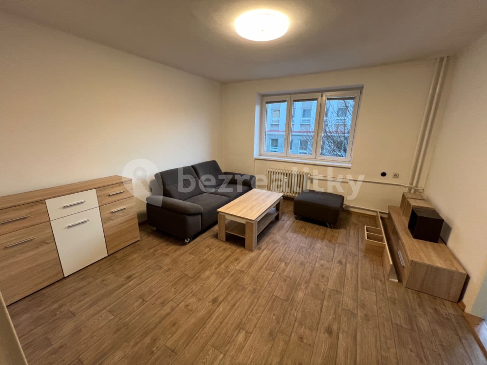 Pronájem bytu 2+1 62 m², Sukova třída, Pardubice, Pardubický kraj Pronájem bytu 2+1 62 m², Sukova třída, Pardubice, Pardubický kraj