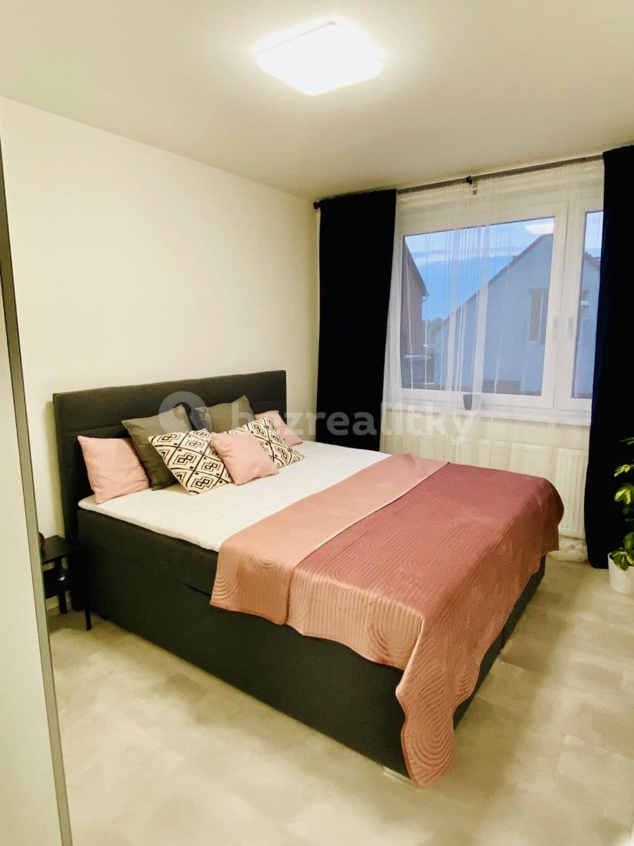 Pronájem bytu 2+kk 45 m², Třešňová, Praha, Praha Pronájem bytu 2+kk 45 m², Třešňová, Praha, Praha