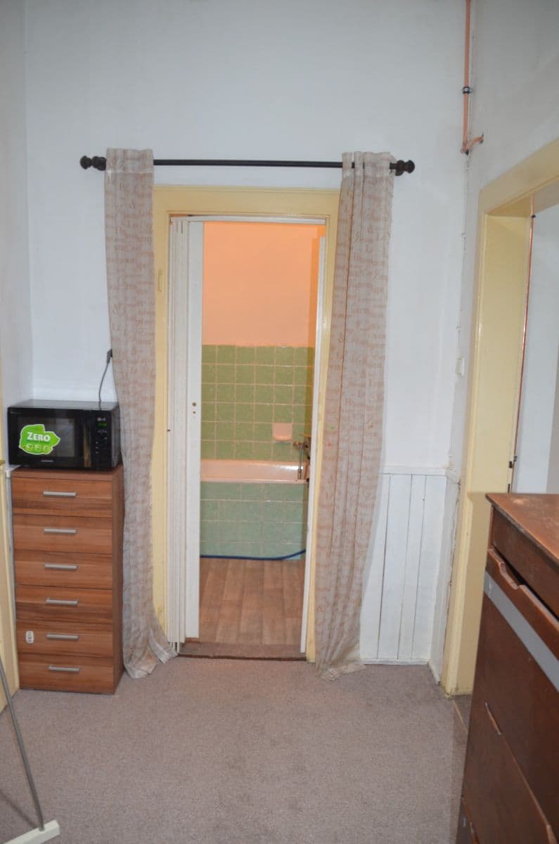 Pronájem bytu 1+kk 35 m², Na Folimance, Praha, Praha Pronájem bytu 1+kk 35 m², Na Folimance, Praha, Praha