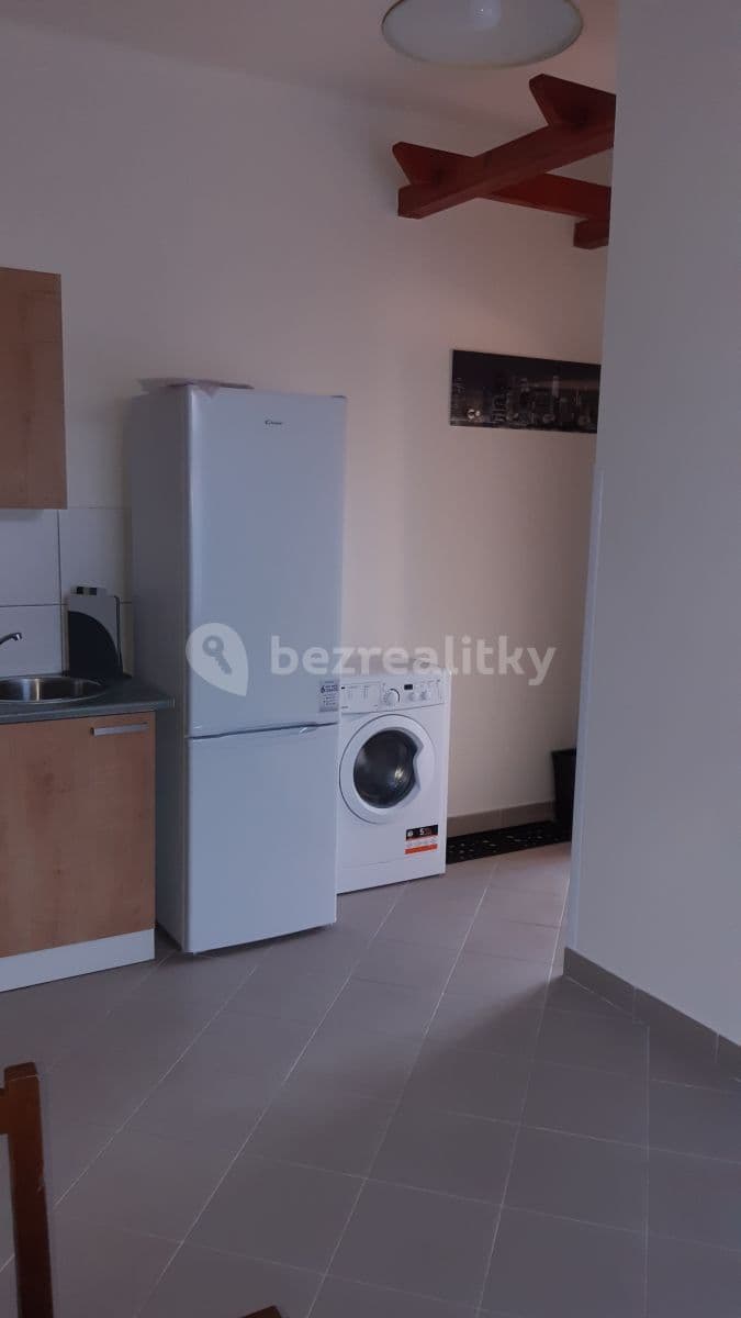 Pronájem bytu 1+1 44 m², Slivenecká, Praha, Praha Pronájem bytu 1+1 44 m², Slivenecká, Praha, Praha