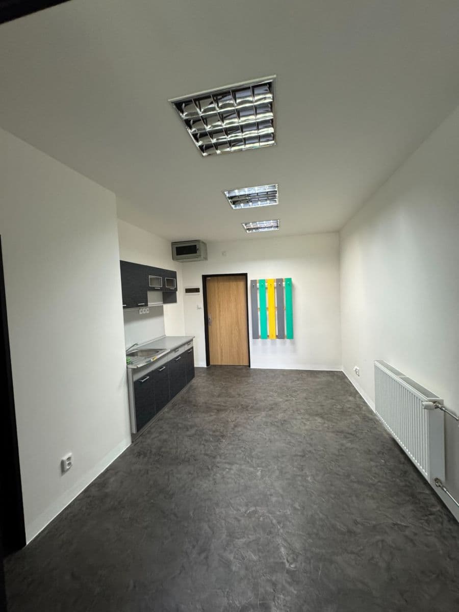 Pronájem kanceláře 55 m², Na Harfě, Praha, Praha Pronájem kanceláře 55 m², Na Harfě, Praha, Praha