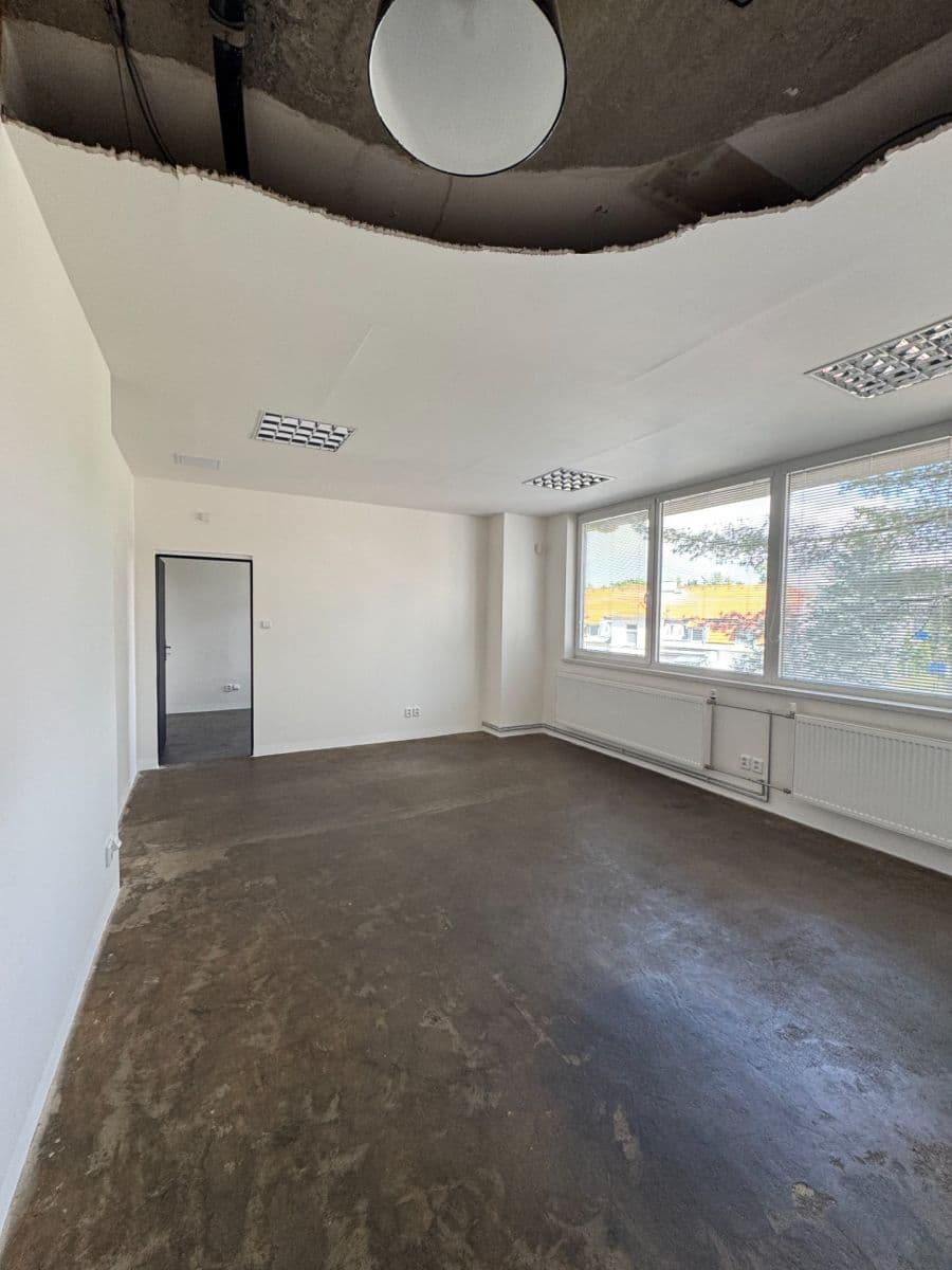 Pronájem kanceláře 55 m², Na Harfě, Praha, Praha Pronájem kanceláře 55 m², Na Harfě, Praha, Praha