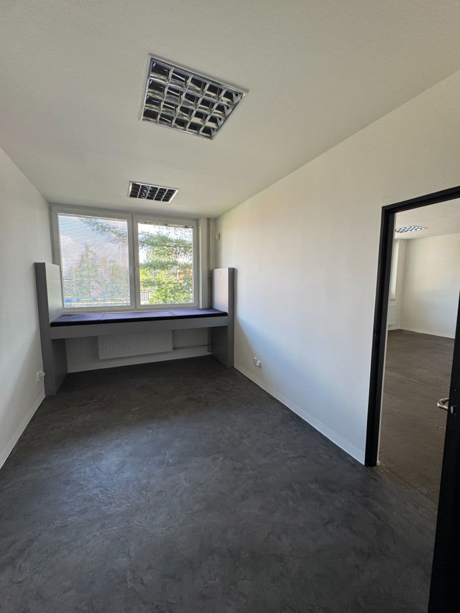 Pronájem kanceláře 55 m², Na Harfě, Praha, Praha Pronájem kanceláře 55 m², Na Harfě, Praha, Praha