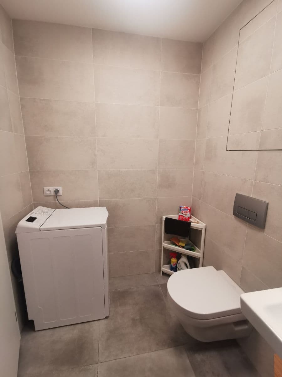 Pronájem bytu 1+kk 44 m², Koněvova, Praha, Praha Pronájem bytu 1+kk 44 m², Koněvova, Praha, Praha