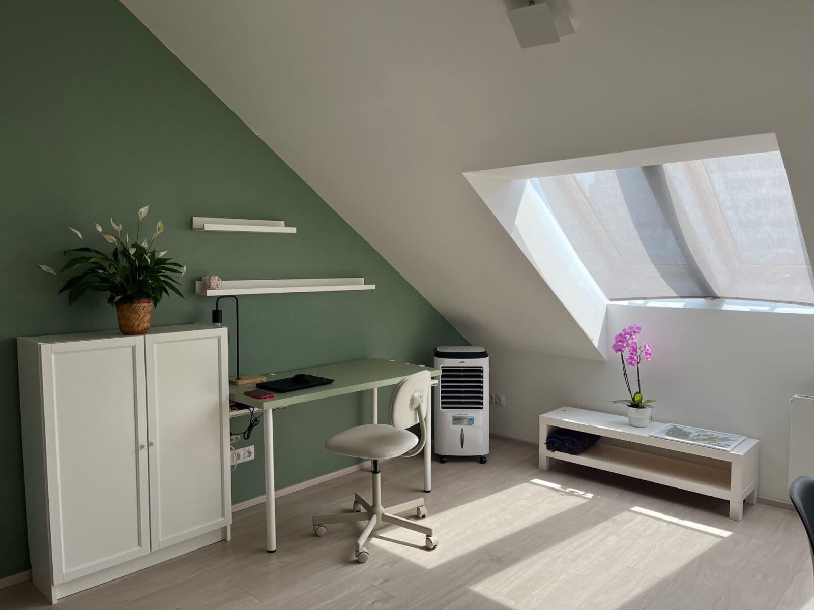 Pronájem bytu 1+kk 44 m², Koněvova, Praha, Praha Pronájem bytu 1+kk 44 m², Koněvova, Praha, Praha