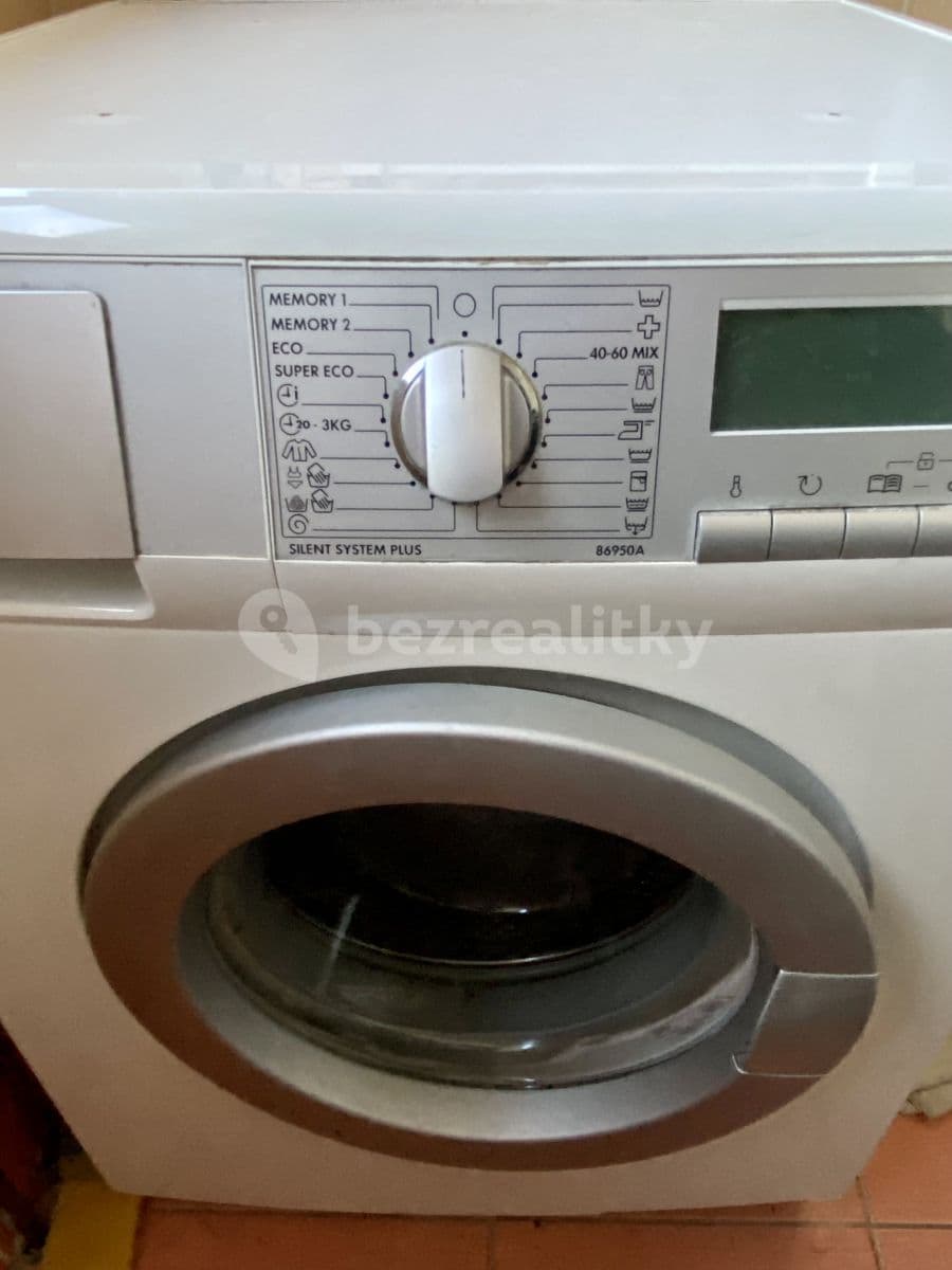 Pronájem bytu 1+kk 22 m², Buštěhradská, Praha, Praha Pronájem bytu 1+kk 22 m², Buštěhradská, Praha, Praha