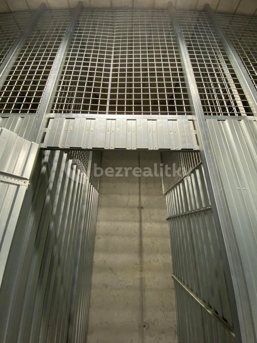 Pronájem bytu 2+1 42 m², Ružinov, Bratislavský kraj Pronájem bytu 2+1 42 m², Ružinov, Bratislavský kraj