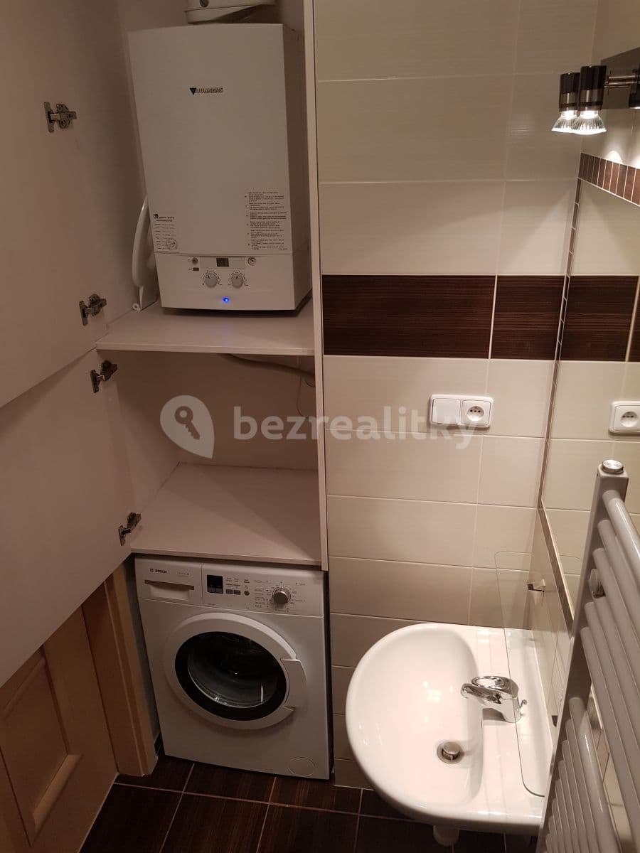 Pronájem bytu 2+kk 40 m², U Vinohradské nemocnice, Praha, Praha Pronájem bytu 2+kk 40 m², U Vinohradské nemocnice, Praha, Praha