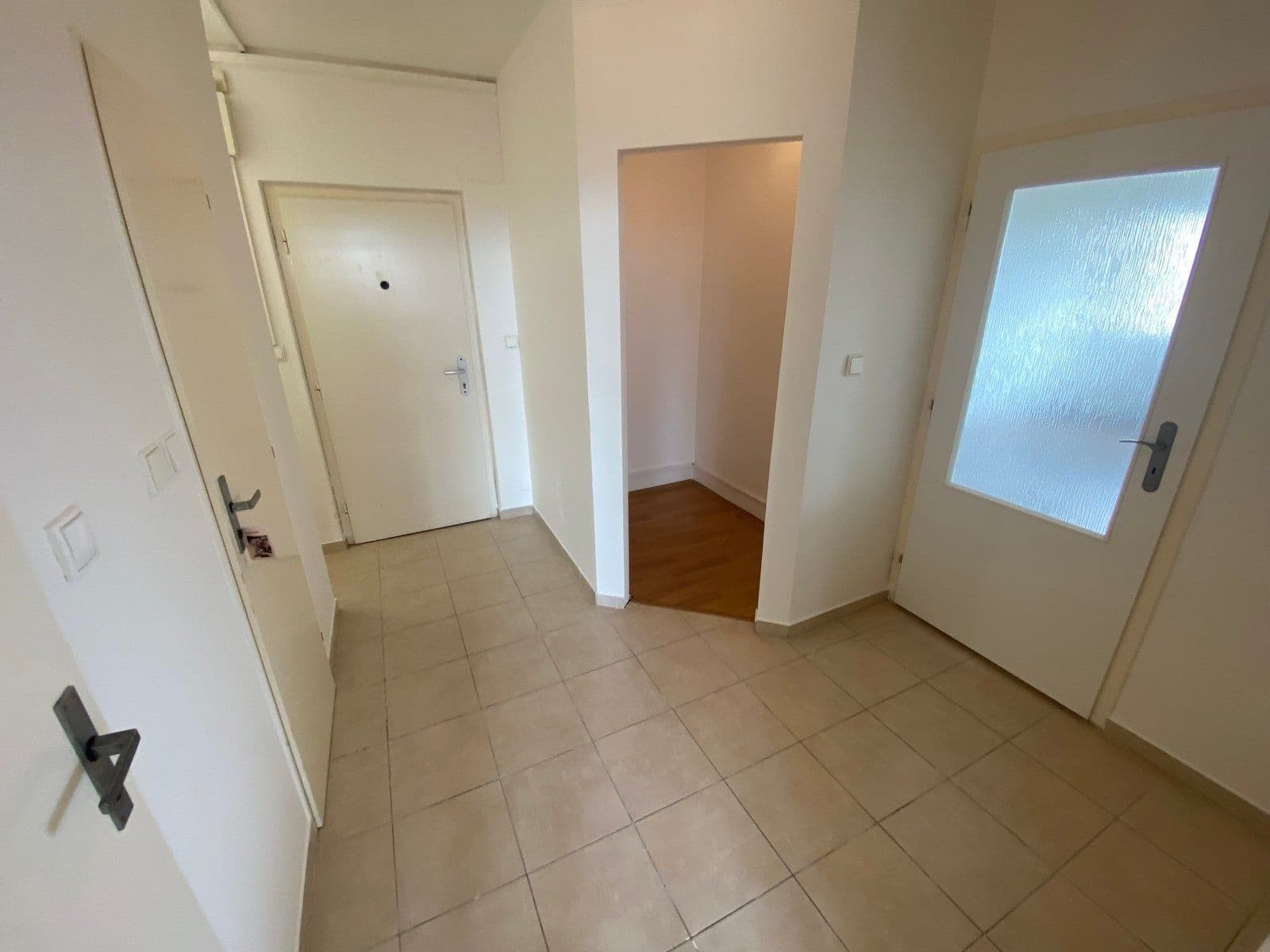Pronájem bytu 3+1 66 m², Osvobození, Orlová, Moravskoslezský kraj Pronájem bytu 3+1 66 m², Osvobození, Orlová, Moravskoslezský kraj