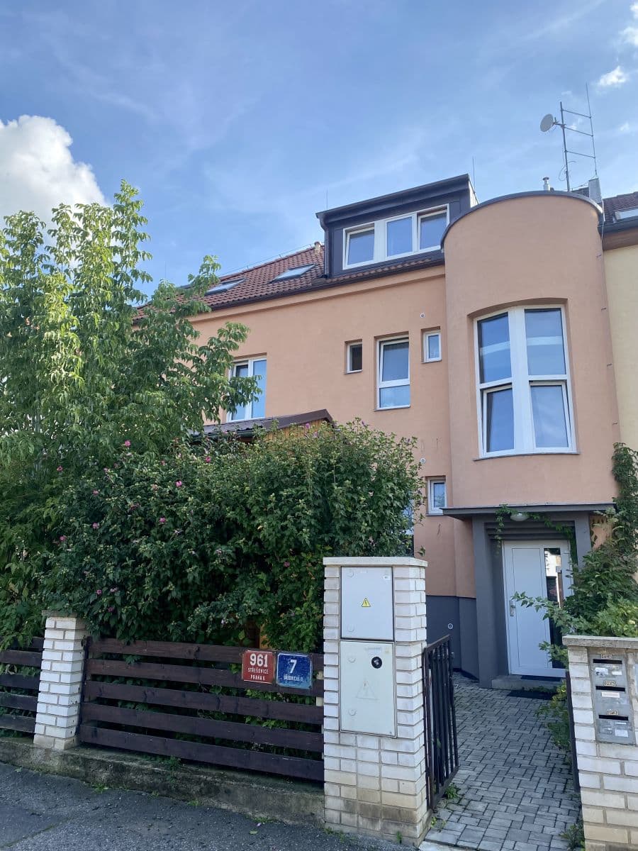 Pronájem bytu 1+kk 28 m², Buštěhradská, Praha, Praha Pronájem bytu 1+kk 28 m², Buštěhradská, Praha, Praha