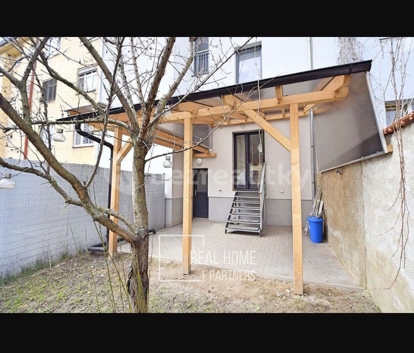 Pronájem bytu 2+kk 31 m², Kuldova, Brno, Jihomoravský kraj Pronájem bytu 2+kk 31 m², Kuldova, Brno, Jihomoravský kraj