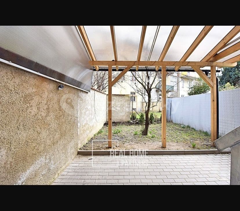 Pronájem bytu 2+kk 31 m², Kuldova, Brno, Jihomoravský kraj Pronájem bytu 2+kk 31 m², Kuldova, Brno, Jihomoravský kraj