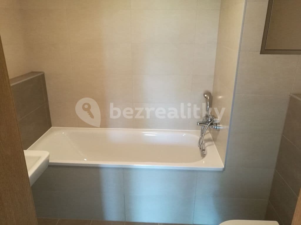 Pronájem bytu 2+kk 63 m², Zvěřinova, Praha, Praha Pronájem bytu 2+kk 63 m², Zvěřinova, Praha, Praha