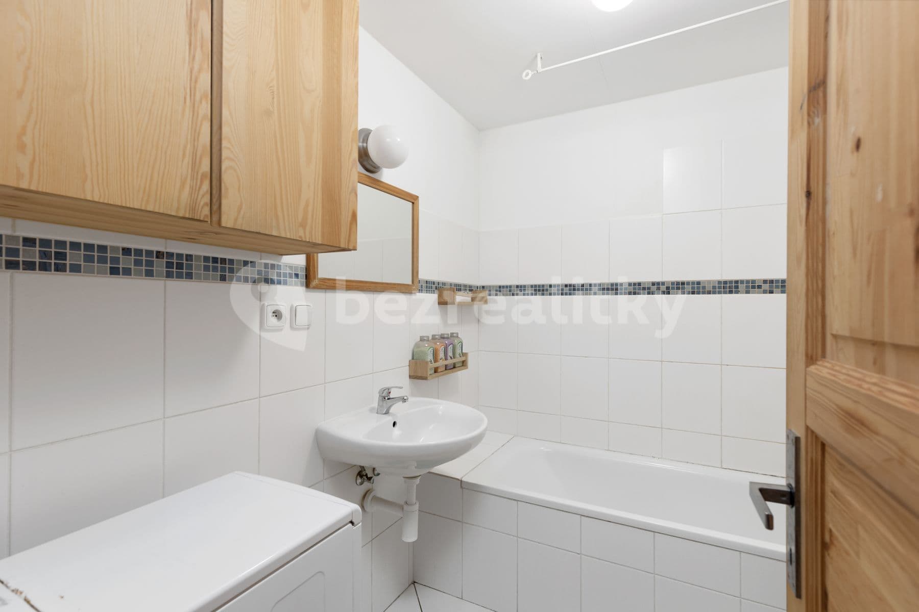 Pronájem bytu 3+kk 84 m², Matoušova, Praha, Praha Pronájem bytu 3+kk 84 m², Matoušova, Praha, Praha