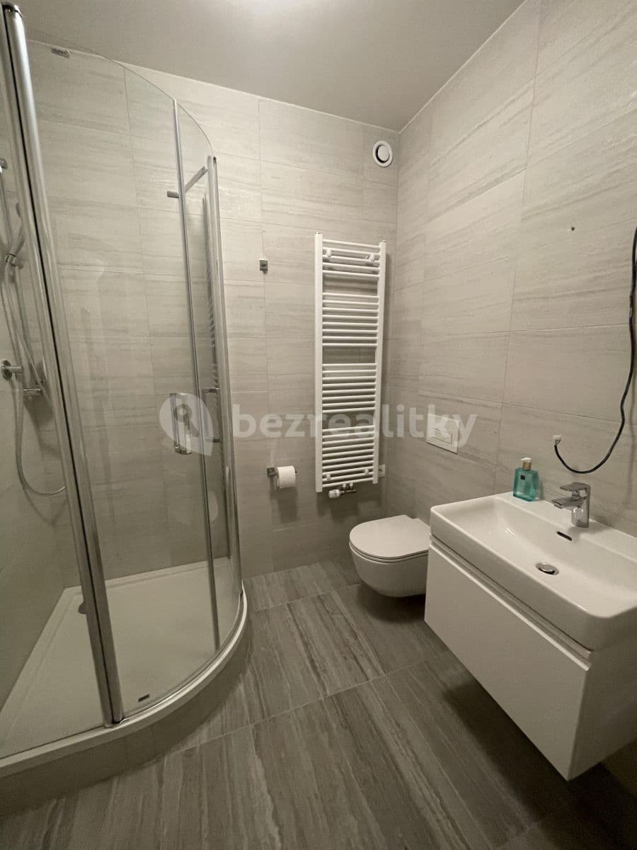 Pronájem bytu 3+kk 93 m², Za karlínským přístavem, Praha, Praha Pronájem bytu 3+kk 93 m², Za karlínským přístavem, Praha, Praha