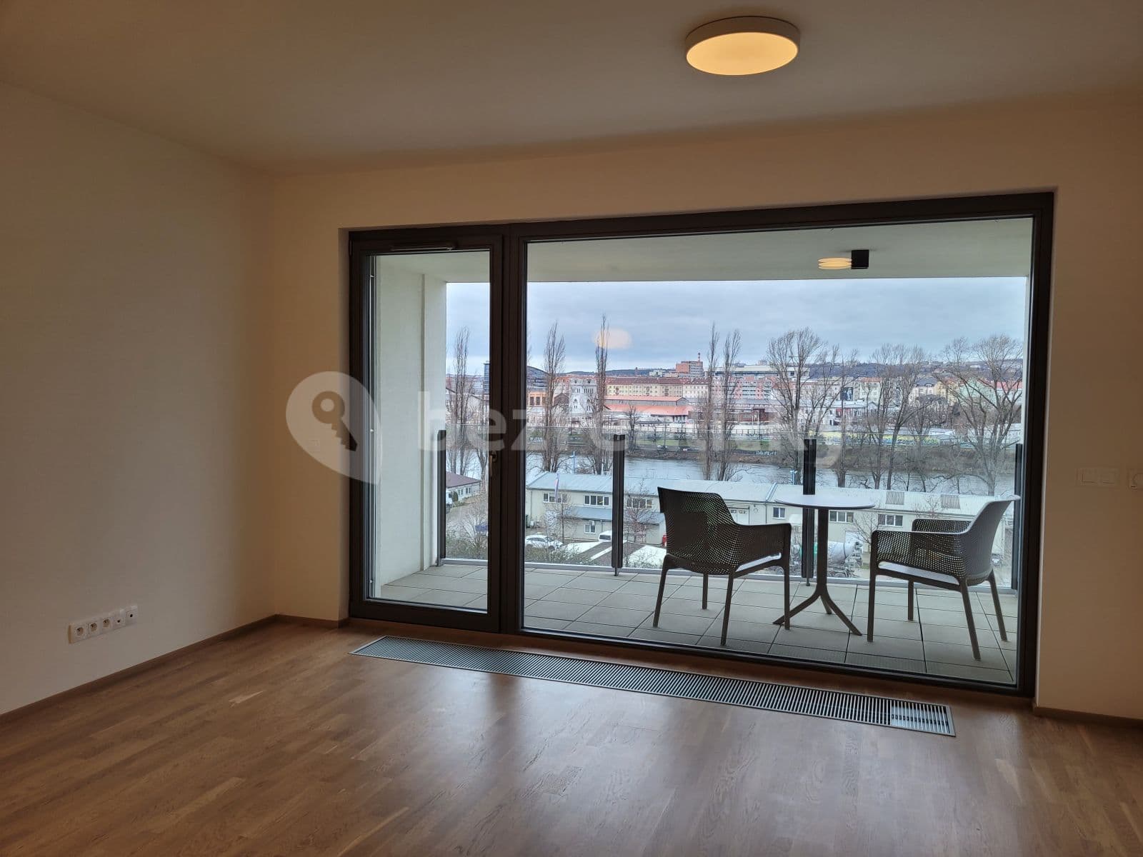 Pronájem bytu 3+kk 93 m², Za karlínským přístavem, Praha, Praha Pronájem bytu 3+kk 93 m², Za karlínským přístavem, Praha, Praha