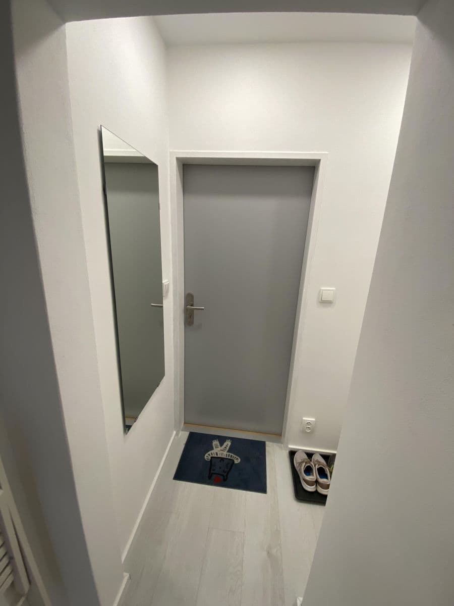 Pronájem bytu 2+1 39 m², Hudcova, Brno, Jihomoravský kraj Pronájem bytu 2+1 39 m², Hudcova, Brno, Jihomoravský kraj