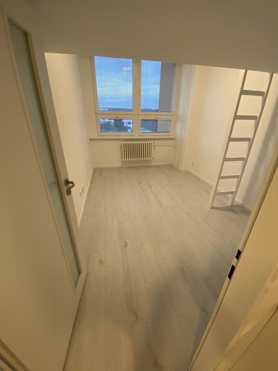 Pronájem bytu 2+1 39 m², Hudcova, Brno, Jihomoravský kraj Pronájem bytu 2+1 39 m², Hudcova, Brno, Jihomoravský kraj